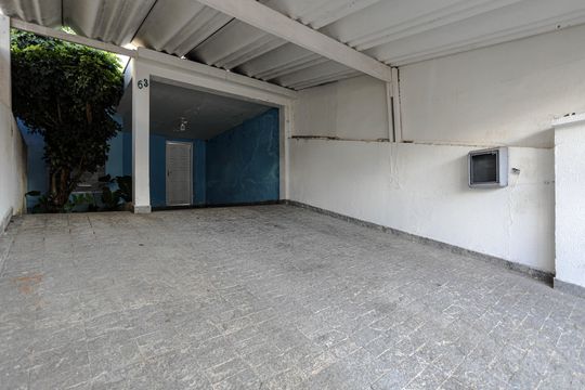 Garagem de casa para alugar com 3 quartos, 150m² em Jardim Armenia, Mogi das Cruzes