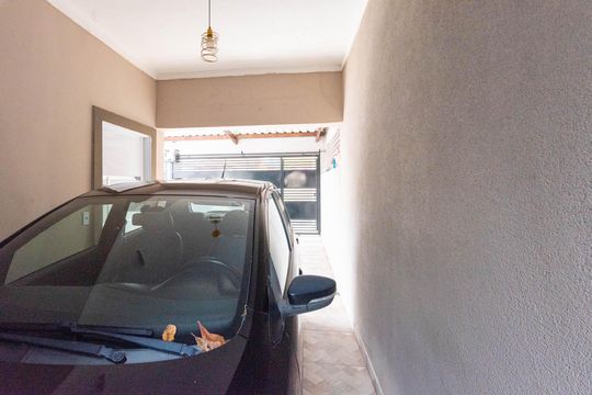Garagem de casa à venda com 2 quartos, 248m² em Jardim Aurelia, Campinas