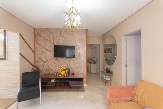 Casa 2-Sala de casa à venda com 2 quartos, 248m² em Jardim Aurelia, Campinas