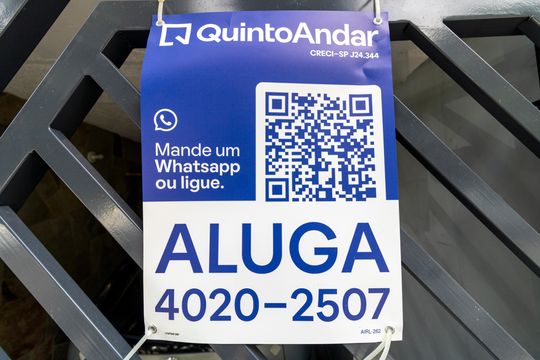 Plaquinha de casa para alugar com 2 quartos, 70m² em Jardim Guanca, São Paulo