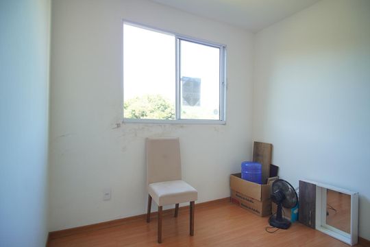 Quarto 1 de apartamento à venda com 2 quartos, 40m² em Mário Quintana, Porto Alegre