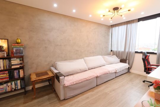 Sala de apartamento à venda com 2 quartos, 65m² em Jaguaribe, Osasco
