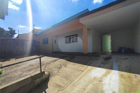 Casa à venda com 2 quartos, 158m² em Jardim do Lago, Jundiaí