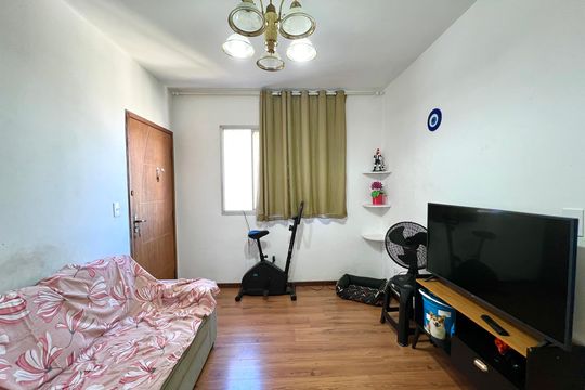 Apartamento à venda com 2 quartos, 60m² em Planalto, Belo Horizonte