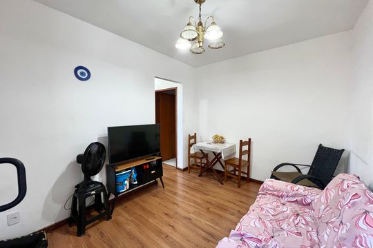 Apartamento à venda com 2 quartos, 60m² em Planalto, Belo Horizonte