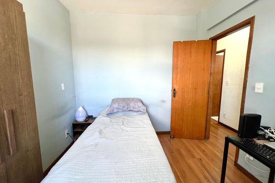 Apartamento à venda com 2 quartos, 60m² em Planalto, Belo Horizonte