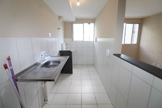 Cozinha de apartamento para alugar com 2 quartos, 47m² em Monte Castelo, São José dos Campos