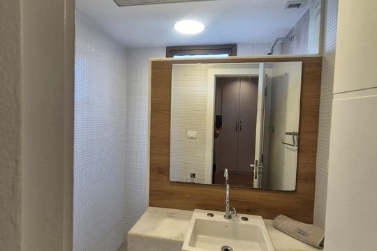 Banheiro de apartamento à venda com 2 quartos, 90m² em Barra da Tijuca, Rio de Janeiro