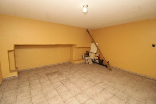 Garagem de casa à venda com 4 quartos, 235m² em Cambuci, São Paulo