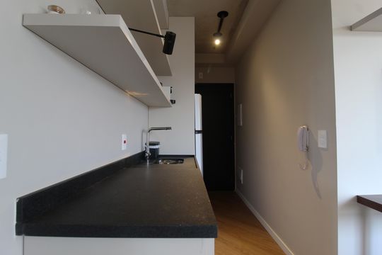 Cozinha de kitnet/studio à venda com 1 quarto, 30m² em Indianópolis, São Paulo