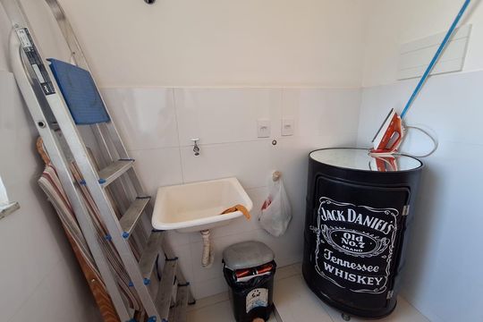 Área de serviço de casa à venda com 2 quartos, 97m² em Vale das Orquídeas, Contagem