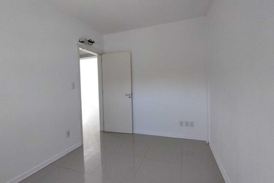 Quarto de apartamento para alugar com 2 quartos, 60m² em Vila Nova, Novo Hamburgo