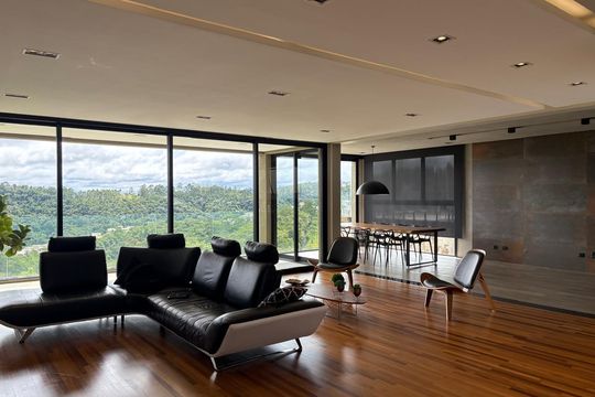 Sala de casa de condomínio à venda com 5 quartos, 615m² em Alphaville, Santana de Parnaíba