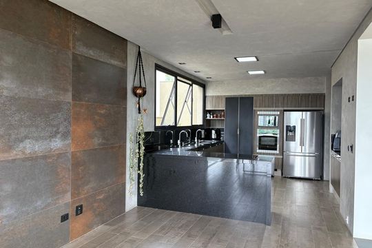 Cozinha de casa de condomínio à venda com 5 quartos, 615m² em Alphaville, Santana de Parnaíba