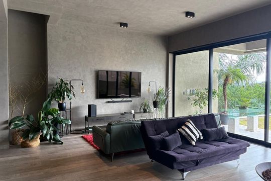 Sala de casa de condomínio à venda com 5 quartos, 615m² em Alphaville, Santana de Parnaíba