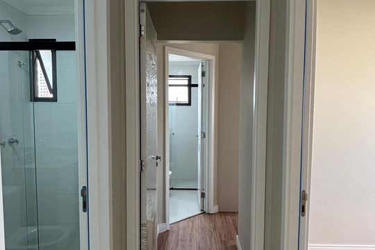 Corredor de apartamento à venda com 2 quartos, 56m² em Parque das Nações, Santo André