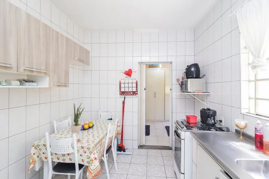 Casa 1 - Cozinha de casa à venda com 2 quartos, 147m² em Vila Jacuí, São Paulo