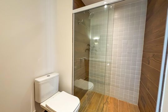 Banheiro Suíte de apartamento para alugar com 2 quartos, 117m² em Pinheiros, São Paulo