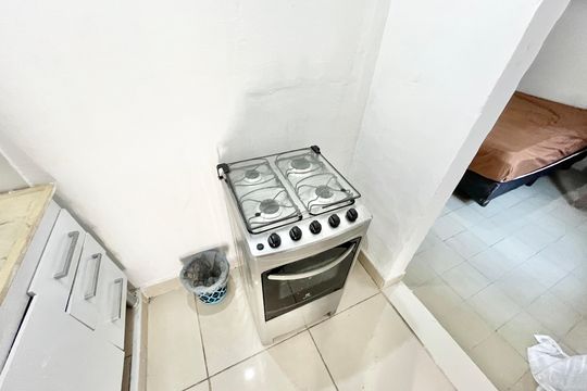 Cozinha de casa para alugar com 1 quarto, 25m² em Vila Roque, São Paulo