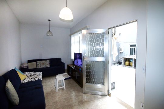 Casa à venda com 2 quartos, 200m² em Olaria, Rio de Janeiro