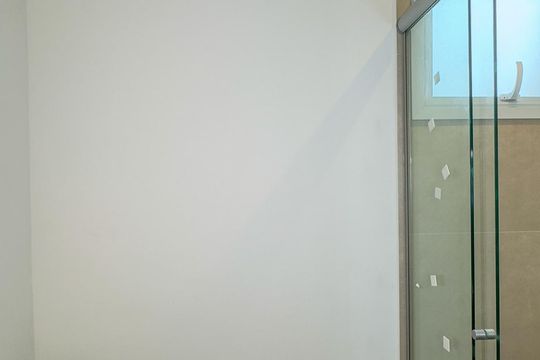Banheiro da Suíte de apartamento para alugar com 2 quartos, 57m² em Santo Amaro, São Paulo