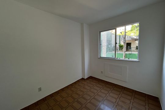 Quarto 2 de apartamento à venda com 2 quartos, 57m² em Tomás Coelho, Rio de Janeiro