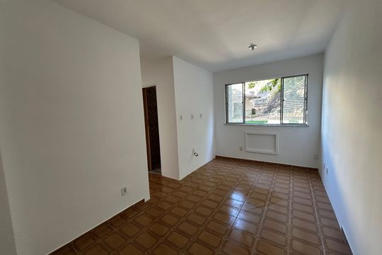 Apartamento à venda com 2 quartos, 57m² em Tomás Coelho, Rio de Janeiro