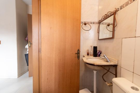 Casa à venda com 4 quartos, 200m² em Partenon, Porto Alegre