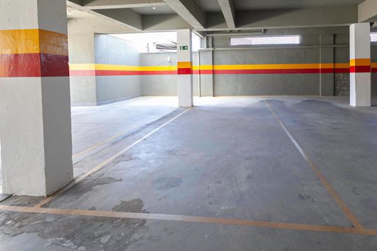 Garagem de apartamento à venda com 2 quartos, 125m² em Arvoredo, Contagem