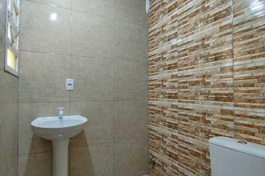 Banheiro de apartamento para alugar com 2 quartos, 65m² em Rincão, Novo Hamburgo