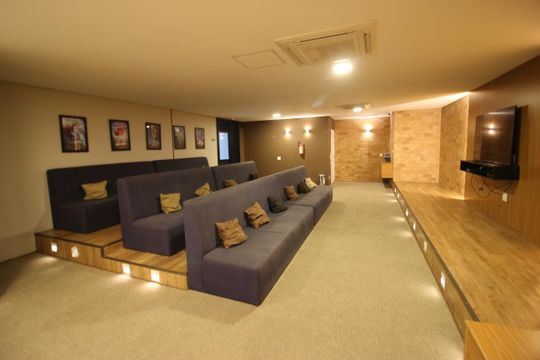 Área comum - Cinema de apartamento à venda com 1 quarto, 41m² em Continental, Osasco