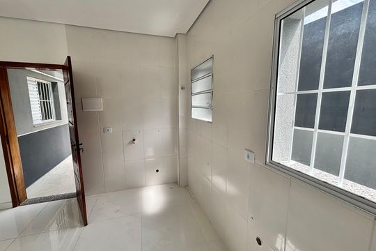 Cozinha de apartamento à venda com 2 quartos, 46m² em Parque Boturussu, São Paulo