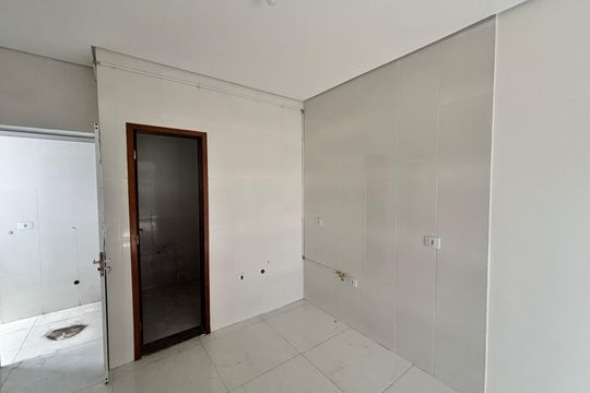 Cozinha de apartamento à venda com 2 quartos, 38m² em Parque Boturussu, São Paulo