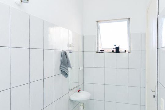 Banheiro da Suíte de casa para alugar com 3 quartos, 86m² em Portal dos Gramados, Guarulhos