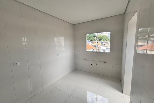 Cozinha de apartamento à venda com 2 quartos, 38m² em Parque Boturussu, São Paulo