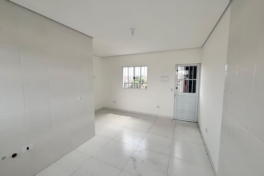 Cozinha de apartamento à venda com 2 quartos, 34m² em Parque Boturussu, São Paulo