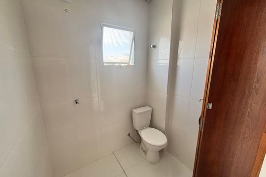 Banheiro de apartamento à venda com 2 quartos, 34m² em Parque Boturussu, São Paulo