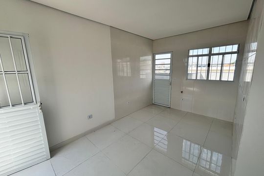 Cozinha de apartamento à venda com 2 quartos, 34m² em Parque Boturussu, São Paulo