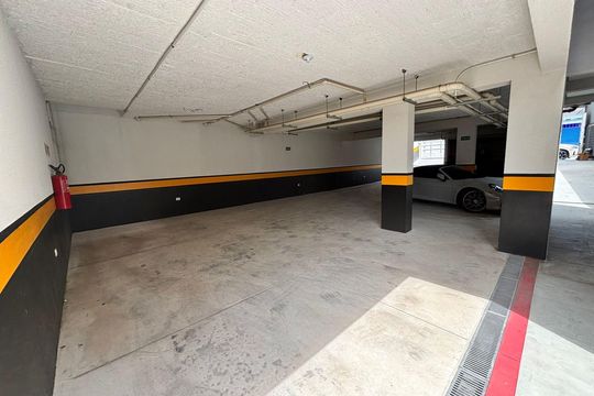 Garagem de apartamento à venda com 2 quartos, 34m² em Parque Boturussu, São Paulo