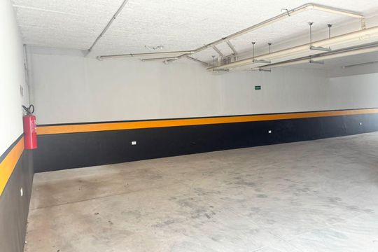 Garagem de apartamento à venda com 2 quartos, 34m² em Parque Boturussu, São Paulo