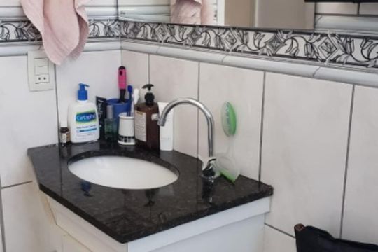 Banheiro de apartamento à venda com 2 quartos, 49m² em São Bernardo, Campinas