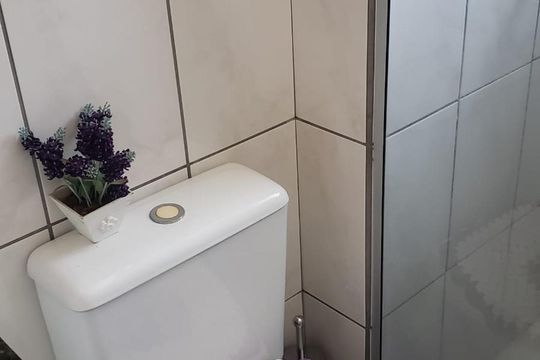 Banheiro de apartamento à venda com 2 quartos, 49m² em São Bernardo, Campinas