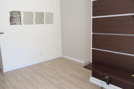 Sala de apartamento à venda com 2 quartos, 64m² em São Lucas, São Paulo
