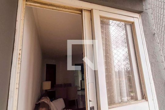 Apartamento para alugar com 2 quartos, 53m² em Padroeira, Osasco