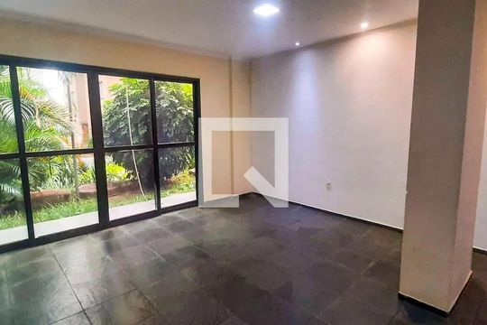 Apartamento para alugar com 2 quartos, 53m² em Padroeira, Osasco