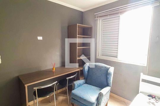 Apartamento para alugar com 2 quartos, 53m² em Padroeira, Osasco
