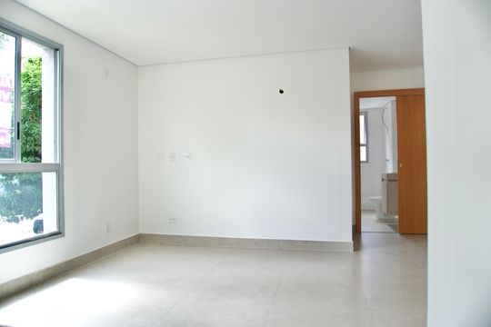 Apartamento à venda com 2 quartos, 65m² em Funcionários, Belo Horizonte