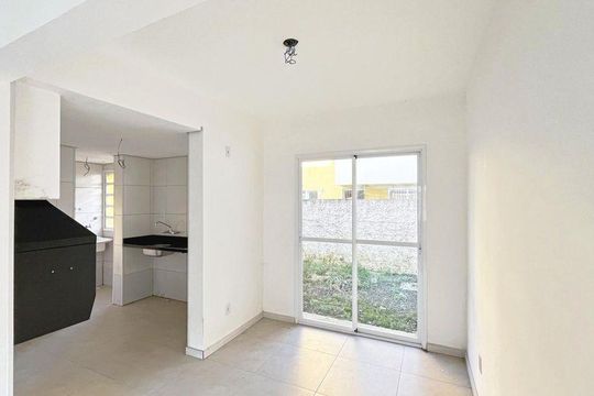 Sala de casa de condomínio para alugar com 3 quartos, 135m² em Hípica, Porto Alegre