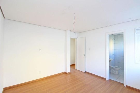 Quarto 1 de casa de condomínio para alugar com 3 quartos, 135m² em Hípica, Porto Alegre