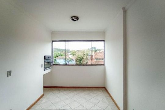 Sala de apartamento para alugar com 3 quartos, 98m² em Ipanema, Porto Alegre